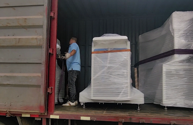 全自動(dòng)套號(hào)碼管端子壓接機(jī)出貨 全自動(dòng)套號(hào)碼管端子壓接機(jī)出貨