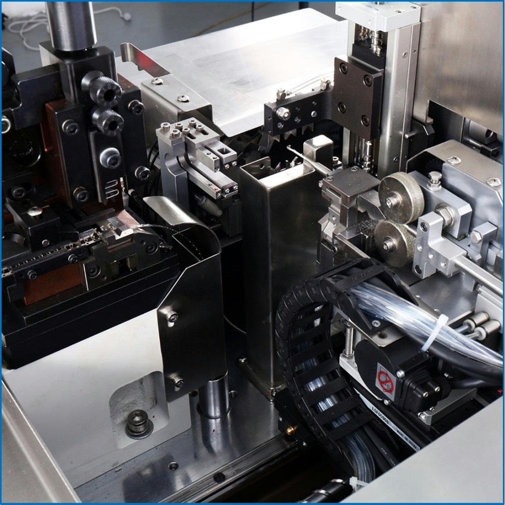 2020款全自動單頭扭線沾錫壓接機 東莞瑞舟RZT-501B全自動單頭沾錫打端機細(xì)節(jié)圖